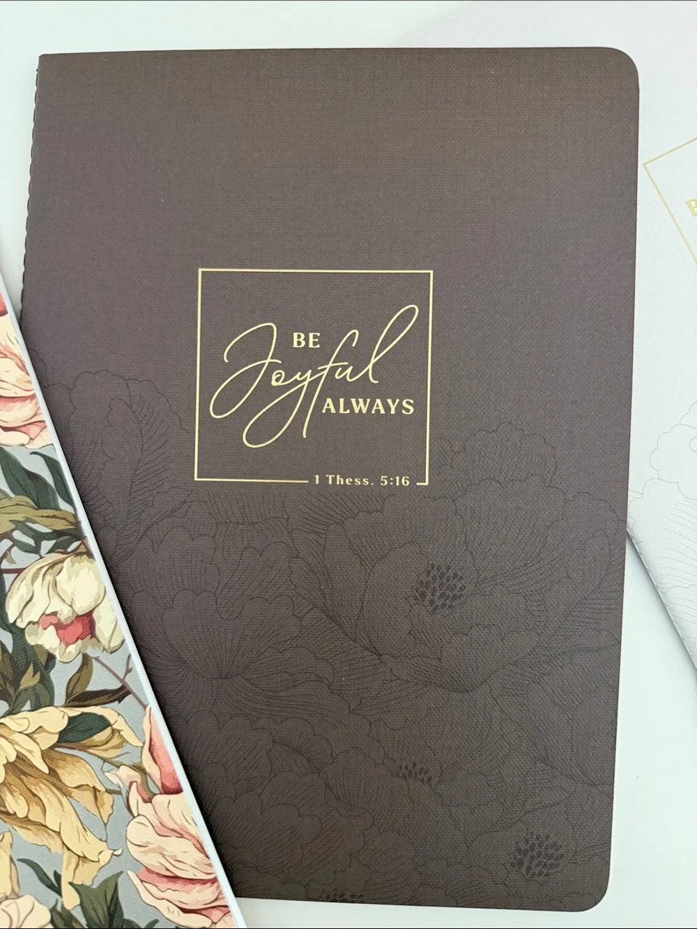Christian Art Notebook Gift Set of 3 Be Strong and Courageous